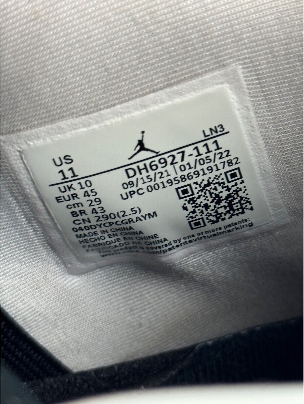 Size 11 - Jordan 4 Retro Mid Military Black - Picture 9 of 9